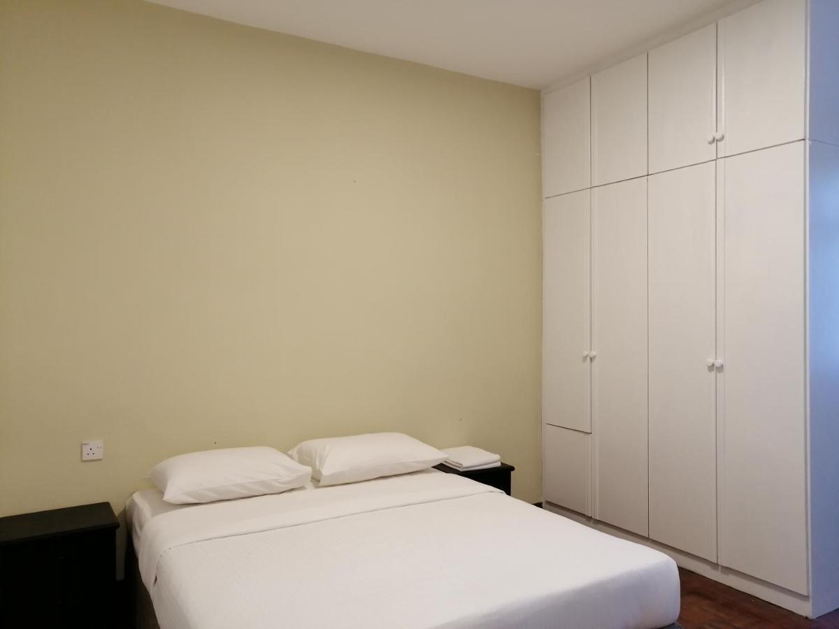 Bayu Emas Apartment By Wellington Resorts Batu Ferringhi Exterior photo